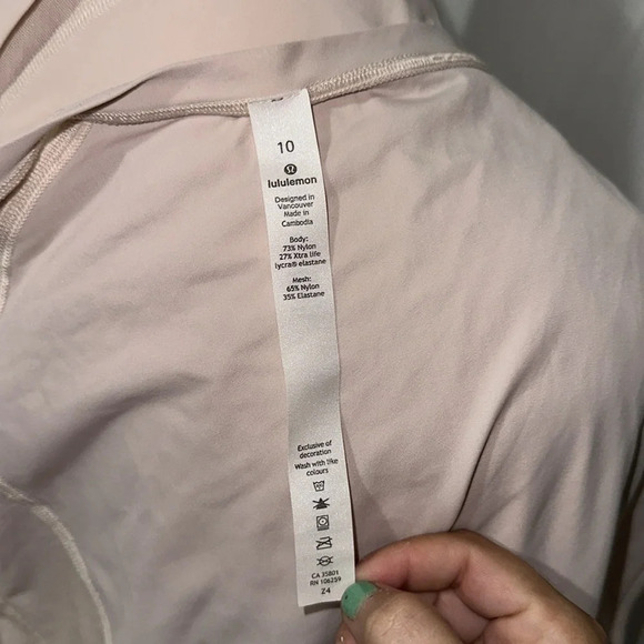 Lululemon Strength in Stance Tank Butter Pink size 10 - Picture 3 of 3